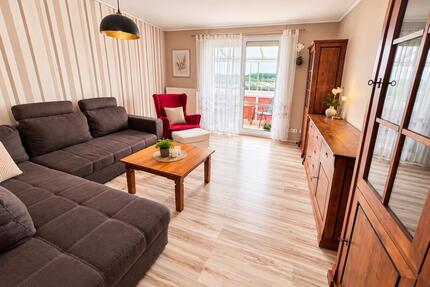 59 m² | 2,5-Zi.-Wohnung mit Wintergarten, Stellplatz & neuem Bad - Sonneberg