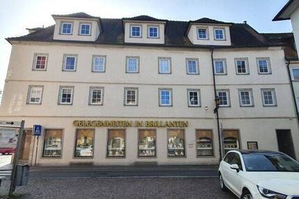 Helle 3-Zimmer-Wohnung in zentraler Lage am Marktplatz zu vermieten! - Bad Mergentheim