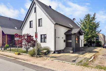 Modern sanierter Wohntraum mit vielfältigen Gestaltungsmöglichkeiten - Wunstorf Idensen