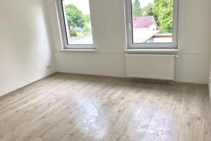 ***55qm 2-Raum Wohnung, Laminat, Dusche, zzgl. Kammer*** - Fürstenwalde (Spree)