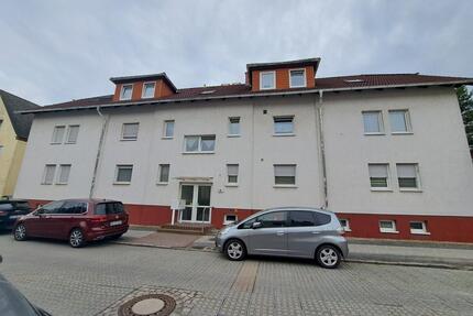 2-Zimmer-Wohnung im DG mit EBK - 367,00&nbsp;EUR Kaltmiete, ca.&nbsp; 49,00&nbsp;m&sup2; in Wittenberg Lutherstadt (PLZ: 06886)