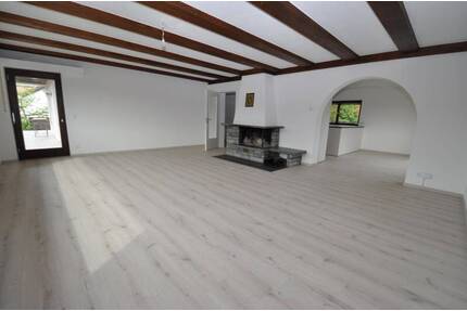 Hemmenhofen-Höri: renovierte 4½ Zimmer-Wohnung mit Seesicht und neuer EBK - frei - Gaienhofen-Hemmenhofen