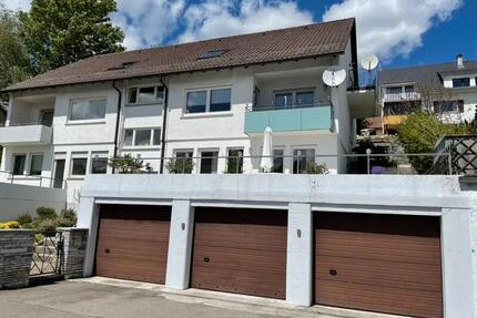 Gemütliche 2-Zimmer-DG-Wohnung mit Balkon und EBK - Grafenau