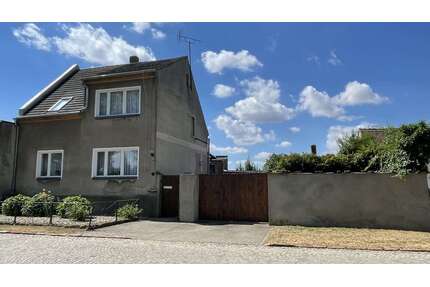 Haus zum Kaufen in Pömmelte 69.000,00 € 75 m²