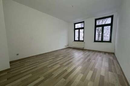Wohnung zum Mieten in Chemnitz 350,00 € 66 m²