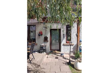Haus zu verkaufen - 180.000,00&nbsp;EUR Kaufpreis, ca.&nbsp; 200,00&nbsp;m&sup2; in Bodenwerder (PLZ: 37619)