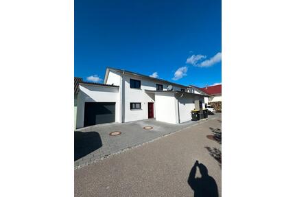 Modernes Doppelhaus in Ratzenried zu verkaufen - Argenbühl