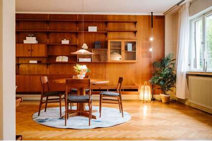 Haus zum Kaufen in Frankfurt 680.000,00 € 192 m²