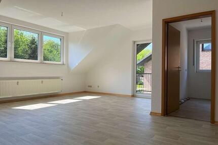 Lichtdurchflutete 2,5-Zimmerwohnung in Much-Marienfeld