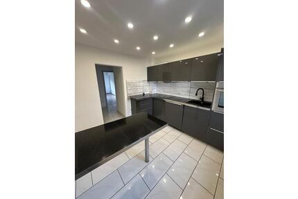 Moderne 3-Zimmer Whg mit Balkon und idealer S-Bahn Anbindung - Feucht