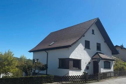 Freistehendes Einfamilienhaus mit Garten & Garage in Viechtach