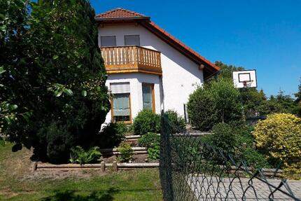 Gepflegtes Einfamilienhaus mit Garage, Garten und viel Platz - Wilsdruff