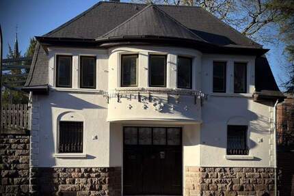 ***** CHARMANT & SICHER ***** - 780.000,00&nbsp;EUR Kaufpreis, ca.&nbsp; 282,00&nbsp;m&sup2;&nbsp;Wohnfl&auml;che in Wuppertal (PLZ: 42329) Vohwinkel