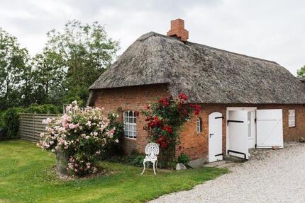 Ferienhaus Nordsee 4 Pers, Sauna Kamin, Hunde gern, Garten, Zaun - Klanxbüll