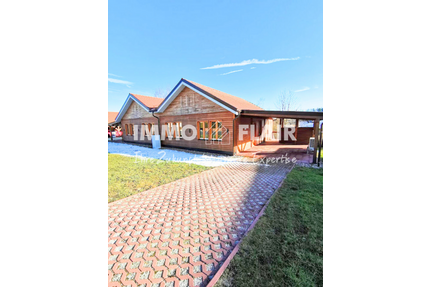 Haus zum Mieten in Wunsiedel 820,00 € 81.16 m²