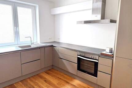 Modernisierte und geräumige Wohnung in zentraler Lage - Bad Bramstedt