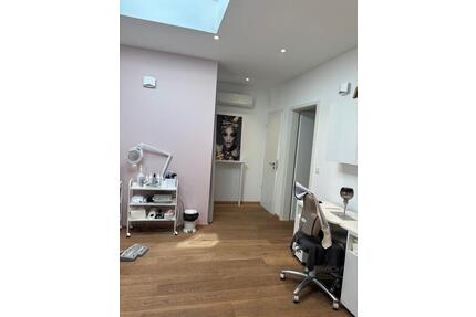 Gewerbliche Räume zu vermieten - 596,00&nbsp;EUR Kaltmiete, ca.&nbsp; 11,00&nbsp;m&sup2; in Thaleischweiler-Fröschen (PLZ: 66987)