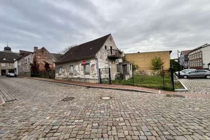 Grundstück zu verkaufen in Ueckermünde 170.000,00 € 700 m²