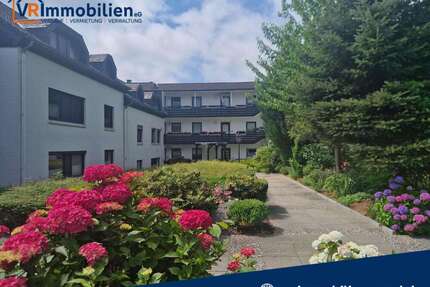 Wohnung zum Kaufen in Husum 149.000,00 € 70.86 m²