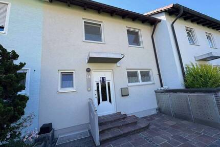 ENDSPURT! NEUER PREIS! Renoviertes RMH in Eching - Preis incl. Garage und EBK