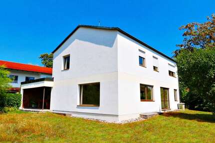 Haus zum Kaufen in Gröbenzell 995.000,00 € 150 m²