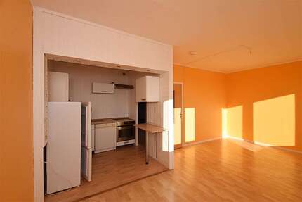 Wohnung zum Mieten in Halle (Saale) 289,45 € 57.89 m²