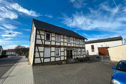 Hofreite. Anwesen mit Haus, Stallungen, Scheune, Pferdehaltung? - Schwalmtal