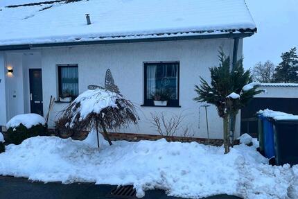 Doppelhaushälfte - 165.000,00&nbsp;EUR Kaufpreis, ca.&nbsp; 130,00&nbsp;m&sup2; in Korbach (PLZ: 34497)