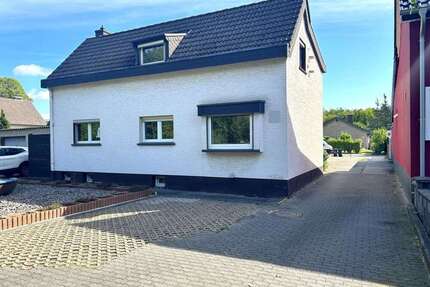 Haus zum Kaufen in Lohmar 299.000,00 € 110 m²