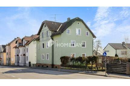 Attraktives MFH zentral in Amberg: 5 vermietete Wohnungen, Garagen und Stellplätze im Innenhof