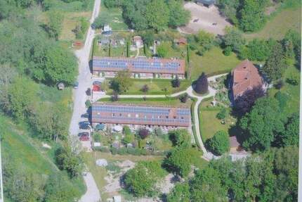 11 Einheiten mit 14 Mietern und Zehn Einfamilienreihenmittelhäusern auf der Insel Rügen Wohnparadies und Ferienparadies - Sagard Gummanz