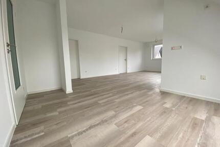 Neuwertige Wohnung in Niedrigenergiehaus mit eigenem Hauseingang - Hofgeismar