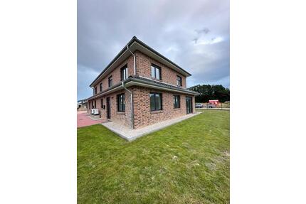 Doppelhaushälfte - 1.500,00&nbsp;EUR Kaltmiete, ca.&nbsp; 140,00&nbsp;m&sup2; in Geestland (PLZ: 27607)