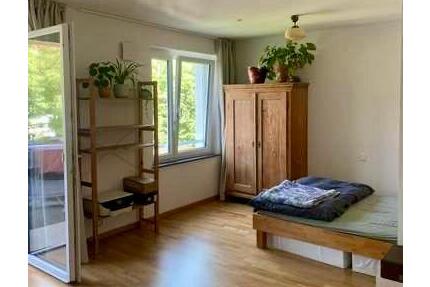 1,5 Z. Wohnung mit Balkon inkl. EBK in Traunstein