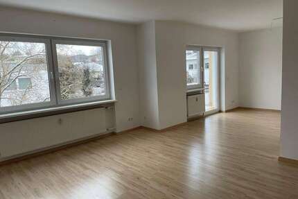 Wohnung zum Mieten in Usingen 1.020,00 € 85 m²