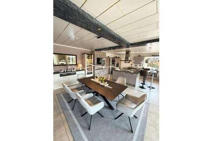 Haus zum Kaufen in Loxstedt 459.500,00 € 289 m²