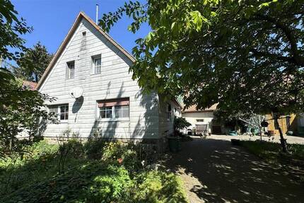 *RESERVIERT* Landwirtschaftliche Hofstelle mit wunderschönem Grundstück - Steinsfeld Hartershofen