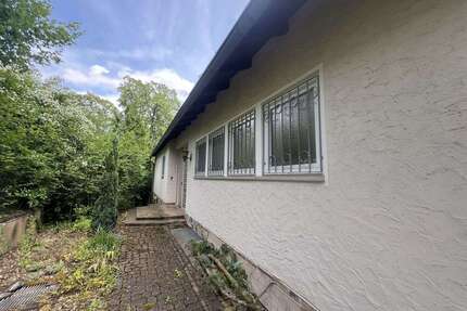 Haus zum Kaufen in Wiesbaden 1.590.000,00 € 350 m²