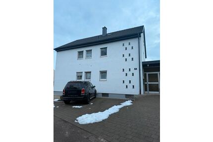Mehrfamilienhaus mut 3 Wohnungen & 2 Apartmens - Ingolstadt Nordost