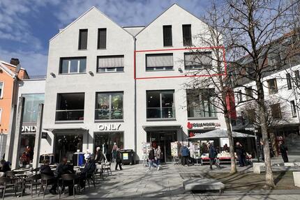 Neuwertiges City-Büro mit bestem Blick auf die FuZo! - Göppingen