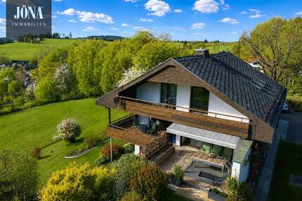 Haus zum Kaufen in Grafengehaig 390.000,00 € 256 m²