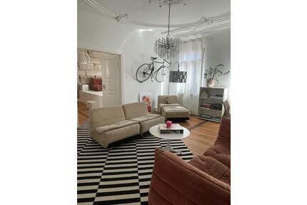 ALTBAUTRAUM 3 ZIMMER WOHNUNG FÜRTH