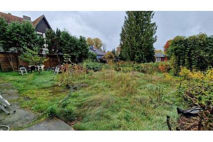 Kleines Baugrundstück in zweiter Reihe - Berlin Müggelheim