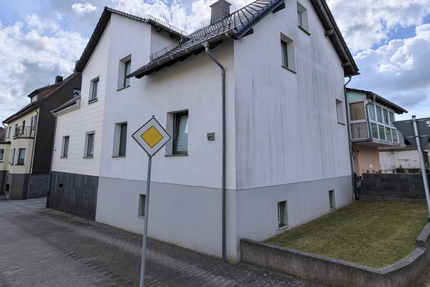 Haus zum Kaufen in Quierschied 224.000,00 € 196 m²