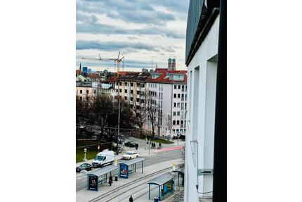 Möblierte 1-Zimmer-WHG mit Balkon – zentral, renoviert, für Firma - München Ludwigsvorstadt-Isarvorstadt