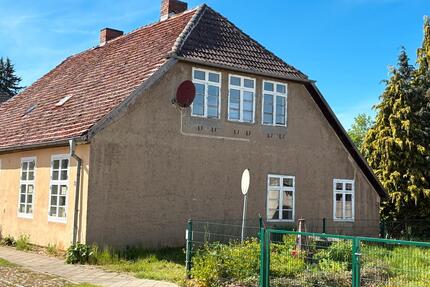 Handwerkertraum – Doppelhaushälfte bei den 1000-jährigen Eichen - Stavenhagen