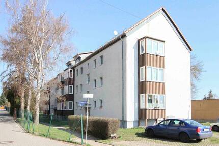 2-Zimmer-Erdgeschosswohnung in Niederndodeleben mit PKW-Stellplatz