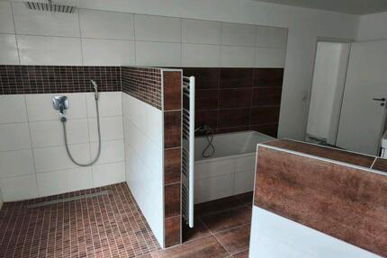 Großzügige 4,5-Zimmer Wohnung mit Balkon und Garage in Lindenfels