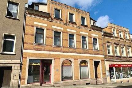 Mehrfamilienhaus mit Laden und 2 freien - Netzschkau