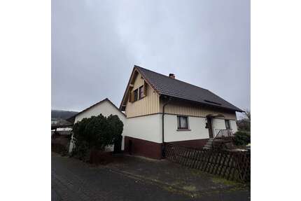 Haus zum Kaufen in Sinntal Sannerz 119.000,00 € 120 m² - Sinntal / Sannerz